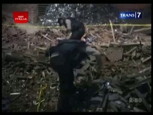 Mortir Meledak, Kaki Pekerja Putus
