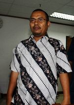 Rozi Bersaksi di Sidang Suap Impor Daging