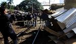 Akhirnya Stasiun UI Depok Dibongkar