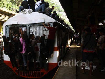 Stasiun UI Baru Akan Beroperasi Magrib Nanti