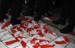Polisi Kawal Pembongkaran Kios di Stasiun UI