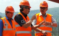 Rencananya selesai akhir Juni, sehingga nanti saat mudik lebaran bisa dilalui kendaraan kecil, ujar Wakil Menteri Perhubungan Bambang Susantono, saat meninjau lokasi pembangunan Tol Semarang- Bawen, Jawa Tengah, Rabu (29/5/2013).
