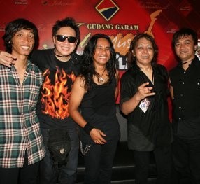 Mini Album Terbaru Edane Lebih Bernuansa Rock Metal