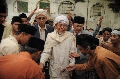 Bahasa dan Minimnya Referensi, Tantangan Bagi Para Bintang Muda Sang Kiai