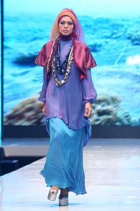 Jakarta, Indonesia - 17 Mei. Tuty Adib Eternal Beauty. Moeslim Wear. Jakarta Fashion & Food Festival 2013 at Grand Ballroom Harris Hotel. Kelapa Gading. 17 Mei 2013. Jakarta. [Foto: Mohammad Abduh/Wolipop]