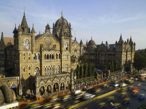 Stasiun Kereta Seperti Istana Ada di India
