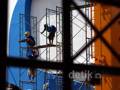 Persiapan Arena Pekan Raya Jakarta 2013