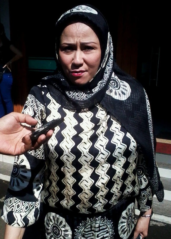 Camelia Malik Hadir, Harry Capri Absen di Sidang Cerai