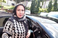 Sementara sang suami, Harry Capri terlihat absen di sidang kedua kali ini. Noel/detikHOT.