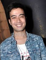 Wajah Sumringah Vidi Aldiano