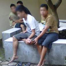 4 Pemuda yang Ditangkap Ditreskoba Dibawa ke Polda Jatim