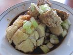 Gurih Hangat Tekwan dan Pempek Kapal Selam