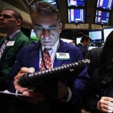 Khawatir Pertumbuhan Ekonomi Global Melambat, Wall Street Jatuh