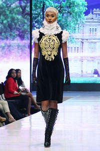 Jakarta, Indonesia - 17 Mei 2013. Defrico Audy Classic Blossom. Jakarta Fashion & Food Festival 2013 at Grand Ballroom Harris Hotel. Kelapa Gading. Jakarta. [Foto: Mohammad Abduh/Wolipop]