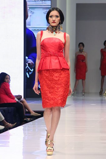 Jakarta, Indonesia - 17 Mei. Malik Moestaram  Majesty Regale. Jakarta Fashion & Food Festival 2013 at Grand Ballroom Harris Hotel. Kelapa Gading. 17 Mei 2013. Jakarta. [Foto: Mohammad Abduh/Wolipop]