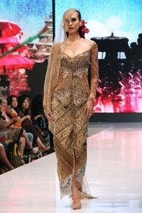 Jakarta, Indonesia - 17 Mei, Anne Avantie Ramli dalam Kenangan. Jakarta Fashion & Food Festival 2013 at Grand Ballroom Harris Hotel. Kelapa Gading. 17 Mei 2013. Jakarta. [Foto: Mohammad Abduh/Wolipop]