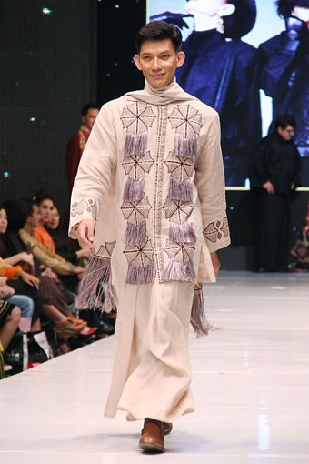 Jakarta, Indonesia - 17 Mei, Anne Avantie Ramli dalam Kenangan. Jakarta Fashion & Food Festival 2013 at Grand Ballroom Harris Hotel. Kelapa Gading. 17 Mei 2013. Jakarta. [Foto: Mohammad Abduh/Wolipop]