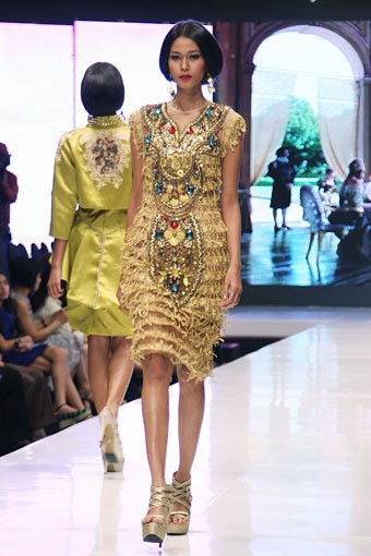 Jakarta, Indonesia - 17 Mei. Malik Moestaram  Majesty Regale. Jakarta Fashion & Food Festival 2013 at Grand Ballroom Harris Hotel. Kelapa Gading. 17 Mei 2013. Jakarta. [Foto: Mohammad Abduh/Wolipop]