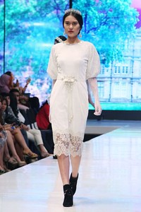 Jakarta, Indonesia - 17 Mei 2013. Defrico Audy Classic Blossom. Jakarta Fashion & Food Festival 2013 at Grand Ballroom Harris Hotel. Kelapa Gading. Jakarta. [Foto: Mohammad Abduh/Wolipop]