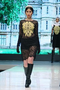 Jakarta, Indonesia - 17 Mei 2013. Defrico Audy Classic Blossom. Jakarta Fashion & Food Festival 2013 at Grand Ballroom Harris Hotel. Kelapa Gading. Jakarta. [Foto: Mohammad Abduh/Wolipop]