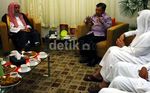 Jusuf Kalla Bertemu Syekh Nash Omar