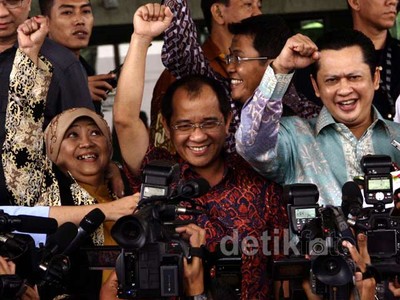 Timwas Century Serahkan Data Baru ke KPK
