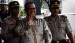 Gubernur Riau Rusli Zainal Diperiksa Sebagai Tersangka