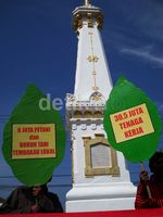 Petani Tembakau Demo Hari Tanpa Tembakau