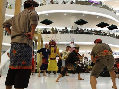 Gambang Kromong Mentas di Mall