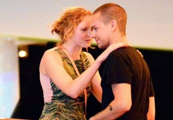     Jack Dorsey masih berstatus lajang. Sang pendiri Twitter yang punya harta kekayaan USD 1,1 miliar ini memacari Lily Cole, seorang super model asal Inggris.