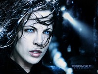 10 Vampir Cantik & Seksi di Film (1)