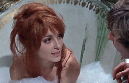 10 Vampir Cantik & Seksi di Film (2)