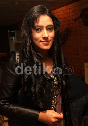 Fairuz Mengaku Sudah 2 Bulan Pisah Ranjang dengan Galih