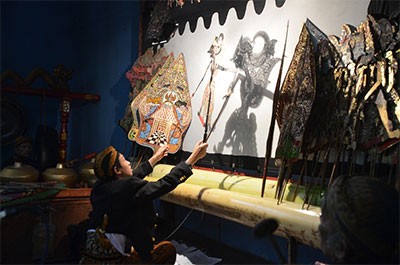 Bakti BCA : Wayang Masuk Sekolah