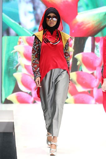 Jakarta, Indonesia - 31 Mei. Anemone by Hannie Hananto Khatulistiwa. Indonesia Islamic Fashion Fair 2013 at Jakarta Convention Center. 31 Mei 2013. Senayan. Jakarta. [Foto: Mohammad Abduh/Wolipop]