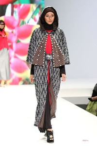 Jakarta, Indonesia - 31 Mei. Anemone by Hannie Hananto Khatulistiwa. Indonesia Islamic Fashion Fair 2013 at Jakarta Convention Center. 31 Mei 2013. Senayan. Jakarta. [Foto: Mohammad Abduh/Wolipop]