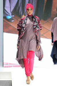 Jakarta, Indonesia - 31 Mei. Bellabaric by Najua Yanti. Indonesia Islamic Fashion Fair 2013 at Jakarta Convention Center. 31 Mei 2013. Senayan. Jakarta. [Foto: Mohammad Abduh/Wolipop]