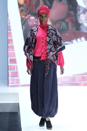 Jakarta, Indonesia - 31 Mei. Bellabaric by Najua Yanti. Indonesia Islamic Fashion Fair 2013 at Jakarta Convention Center. 31 Mei 2013. Senayan. Jakarta. [Foto: Mohammad Abduh/Wolipop]