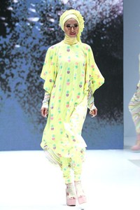 Jakarta, Indonesia - 31 Mei. Ethinicant by Jeny Tjahyawaty. Indonesia Islamic Fashion Fair 2013 at Jakarta Convention Center. 31 Mei 2013. Senayan. Jakarta. [Foto: Mohammad Abduh/Wolipop]