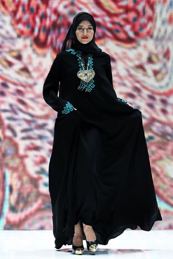 Jakarta, Indonesia - 30 Mei. Itang Yunasz Tabrish. Indonesia Islamic Fashion Fair 2013 at Jakarta Convention Center. 30 Mei 2013. Senayan. Jakarta. [Foto: Mohammad Abduh/Wolipop]