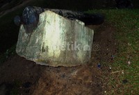Meriam yang ada di benteng tersebut tampak kurang terawat. Gus Mun/detikFoto.