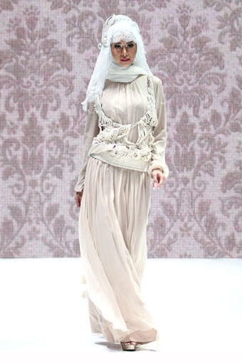 Jakarta, Indonesia - 31 Mei 2013. La Perle by Irna Mutiara Ma Belle. Indonesia Islamic Fashion Fair 2013 at Jakarta Convention Center. Senayan. Jakarta. [Foto: Mohammad Abduh/Wolipop]