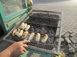 Baru Sah ke Pantai Losari Kalau Sudah Makan Pisang Epe