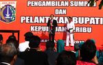 Jokowi Lantik Bupati di Pantai Pasir Perawan