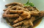 Wuih Sedapnya Mie Hijau dan Ceker Ayam Dari Mie Jomen