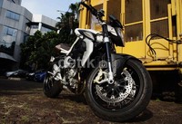 Seperti halnya motor-motor Agusta lain, desain Brutale 675 tampak unik dengan detail yang fungsional. Sisi artifisial bukanlah karakter MV Agusta sehingga setiap detail yang ada di motor ini tampil fungsional dan membantu meningkatkan performa kendaraan.