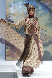 Jakarta, Indonesia - 31 Mei. Zikin Royal Influence. Indonesia Islamic Fashion Fair 2013 at Jakarta Convention Center. 31 Mei 2013. Senayan. Jakarta. [Foto: Mohammad Abduh/Wolipop]