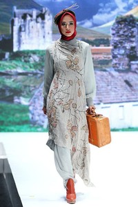 Jakarta, Indonesia - 31 Mei. Nuniek Mawardi Scott. Indonesia Islamic Fashion Fair 2013 at Jakarta Convention Center. 31 Mei 2013. Senayan. Jakarta. [Foto: Mohammad Abduh/Wolipop]