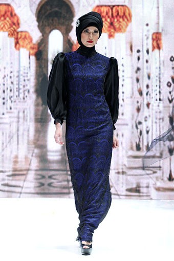Jakarta, Indonesia - 31 Mei. Maharani by Nana Krit Muslim Wear in Modernity. Indonesia Islamic Fashion Fair 2013 at Jakarta Convention Center. 31 Mei 2013. Senayan. Jakarta. [Foto: Mohammad Abduh/Wolipop]