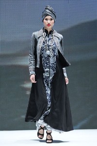 Jakarta, Indonesia - 31 Mei. The Gray of Expectations Sun by Boyonz Ilyas. Indonesia Islamic Fashion Fair 2013 at Jakarta Convention Center. 31 Mei 2013. Senayan. Jakarta. [Foto: Mohammad Abduh/Wolipop]